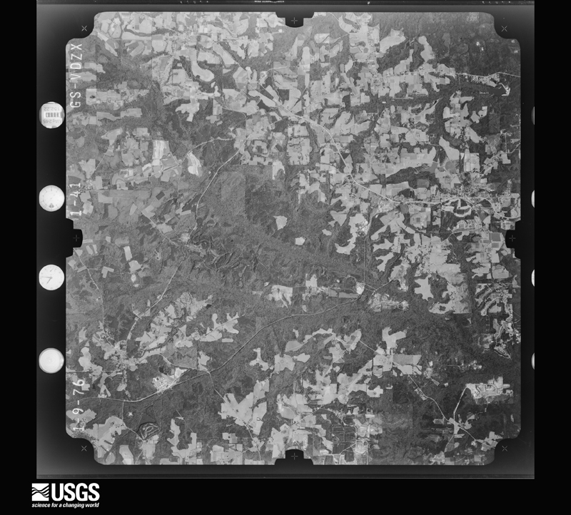 U.S. Geological Survey aerial photograph, 1976-01-09, scale 1:80000