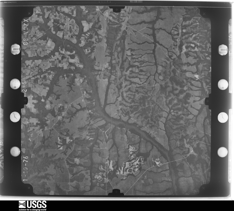 U.S. Geological Survey aerial photograph, 1976-01-10, scale 1:80000