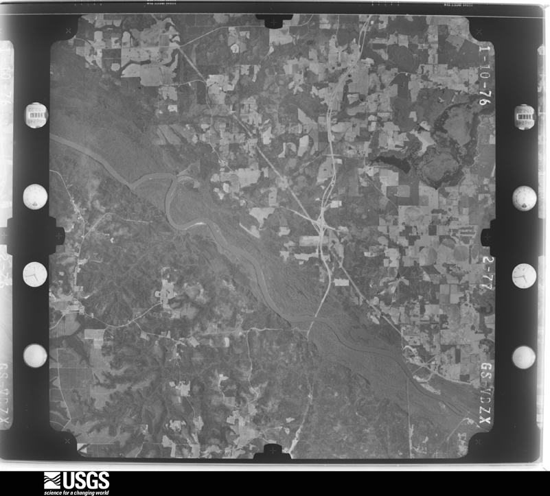 U.S. Geological Survey aerial photograph, 1976-01-10, scale 1:80000