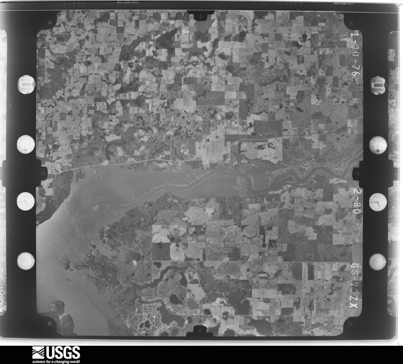 U.S. Geological Survey aerial photograph, 1976-01-10, scale 1:80000