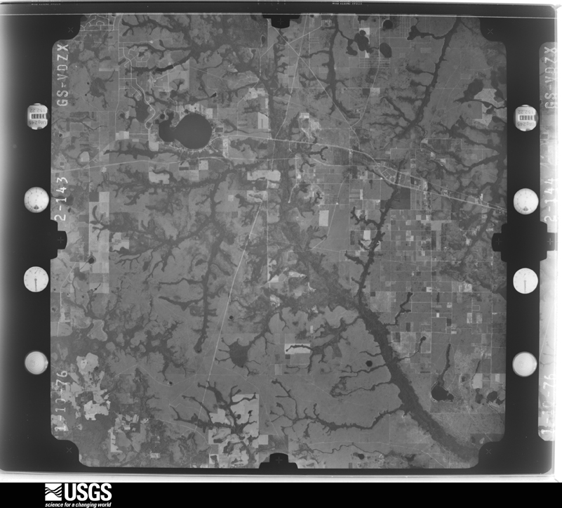 U.S. Geological Survey aerial photograph, 1976-01-10, scale 1:80000