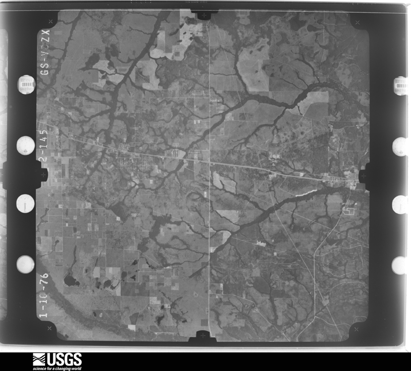 U.S. Geological Survey aerial photograph, 1976-01-10, scale 1:80000