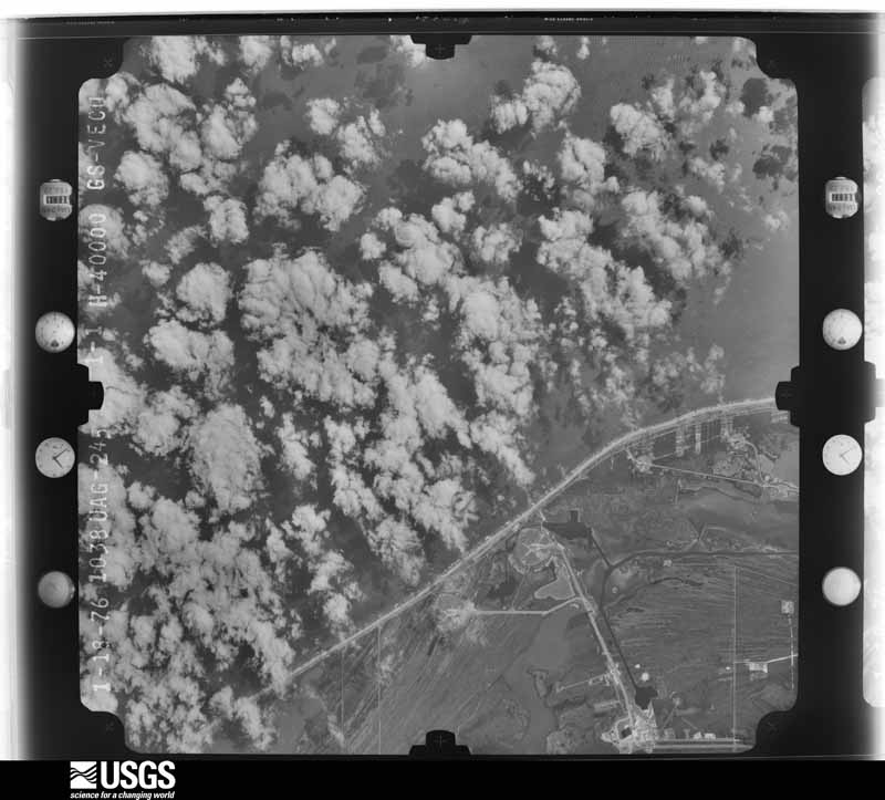 U.S. Geological Survey aerial photograph, 1976-01-18, scale 1:80000