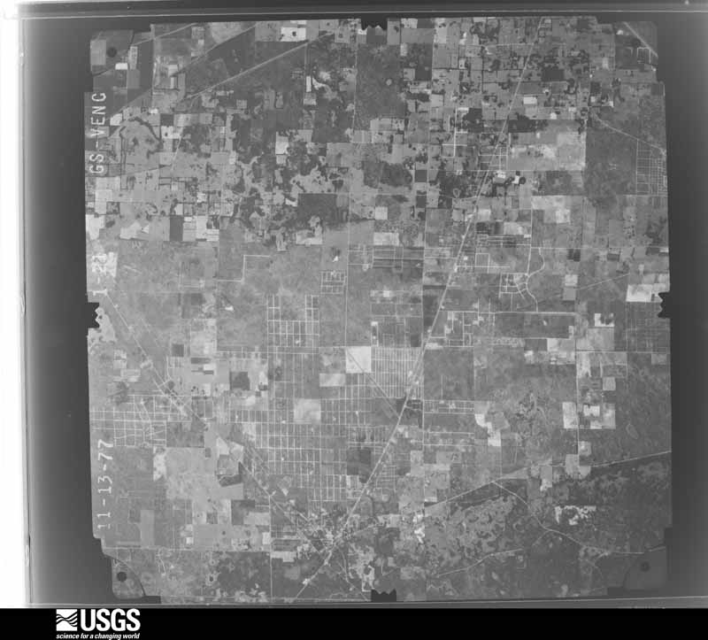 U.S. Geological Survey aerial photograph, 1977-11-13, scale 1:80000