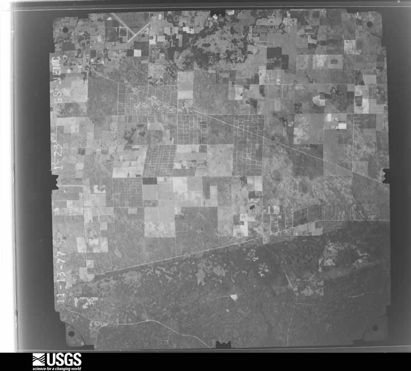 U.S. Geological Survey aerial photograph, 1977-11-13, scale 1:80000