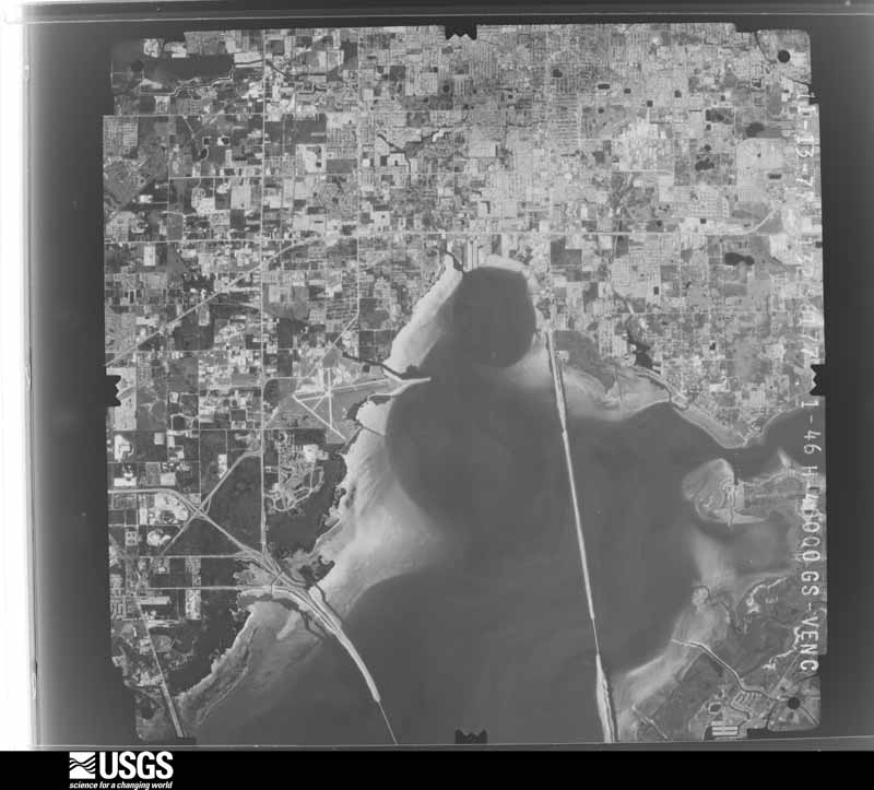 U.S. Geological Survey aerial photograph, 1977-11-13, scale 1:80000