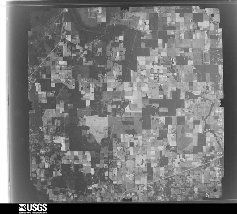 U.S. Geological Survey aerial photograph, 1977-11-13, scale 1:80000