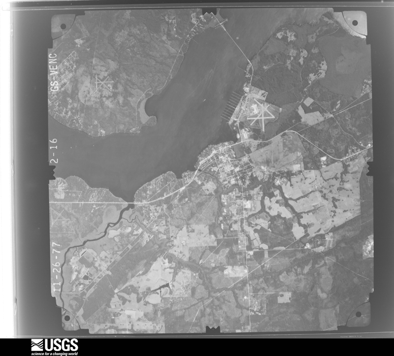 U.S. Geological Survey aerial photograph, 1977-11-26, scale 1:80000