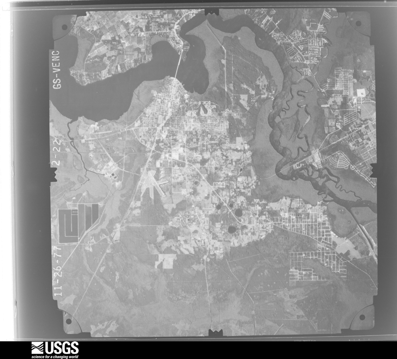 U.S. Geological Survey aerial photograph, 1977-11-26, scale 1:80000