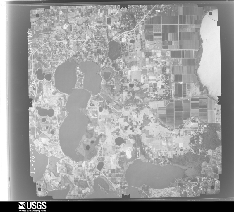 U.S. Geological Survey aerial photograph, 1977-11-26, scale 1:80000