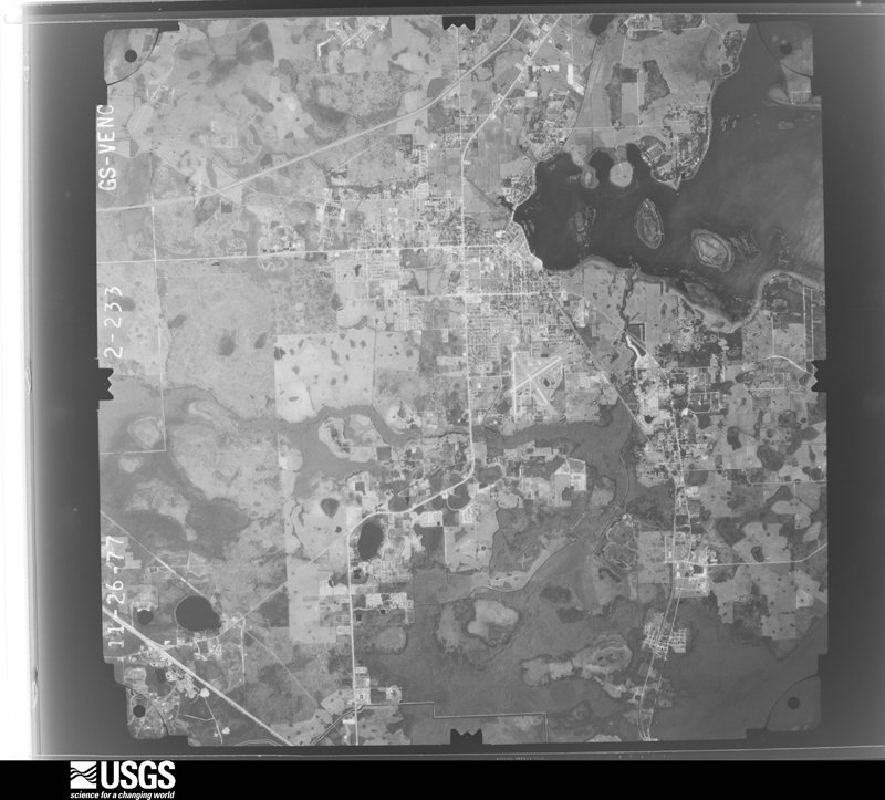 U.S. Geological Survey aerial photograph, 1977-11-26, scale 1:80000
