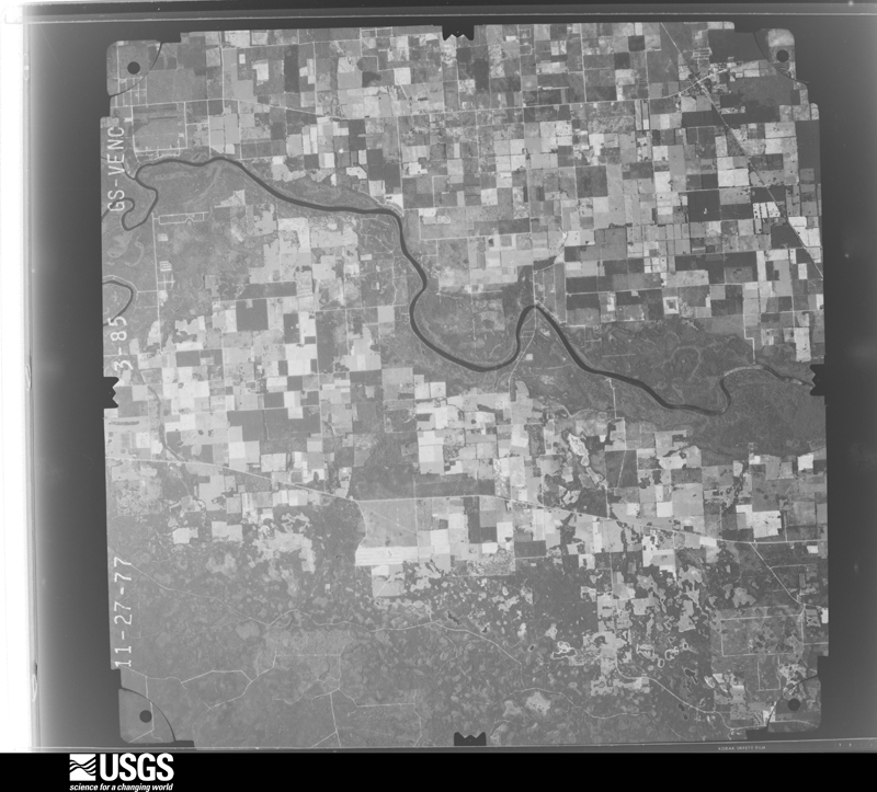 U.S. Geological Survey aerial photograph, 1977-11-27, scale 1:80000