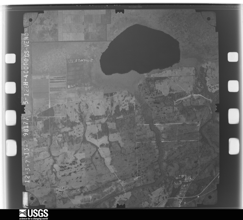 U.S. Geological Survey aerial photograph, 1977-12-03, scale 1:80000