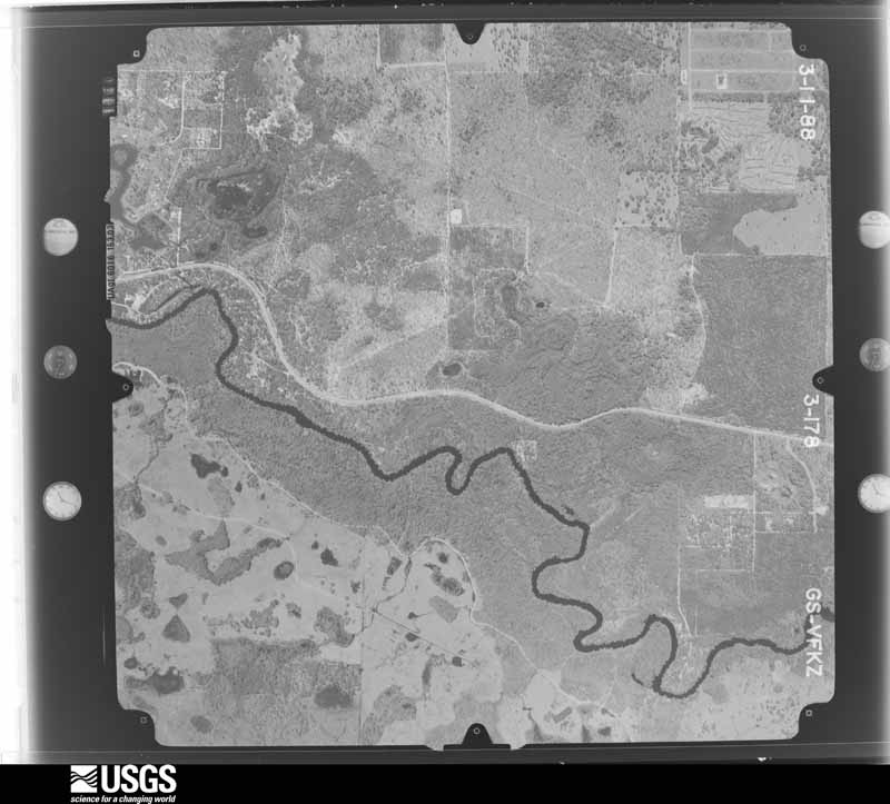 U.S. Geological Survey aerial photograph, 1988-03-01, scale 1:16000