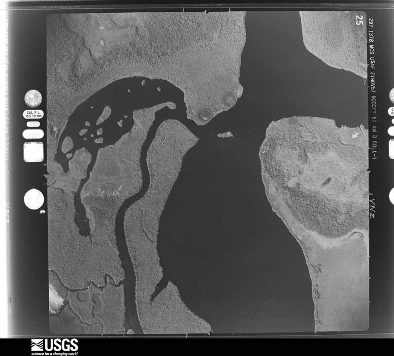 U.S. Geological Survey aerial photograph, 1957-11-21, scale 1:18000