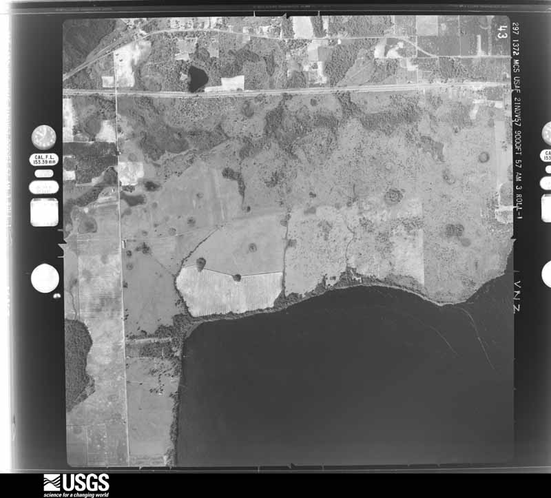 U.S. Geological Survey aerial photograph, 1957-11-21, scale 1:18000