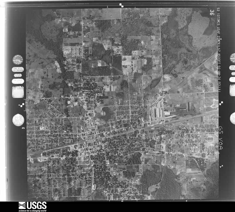 U.S. Geological Survey aerial photograph, 1957-04-22, scale 1:17000