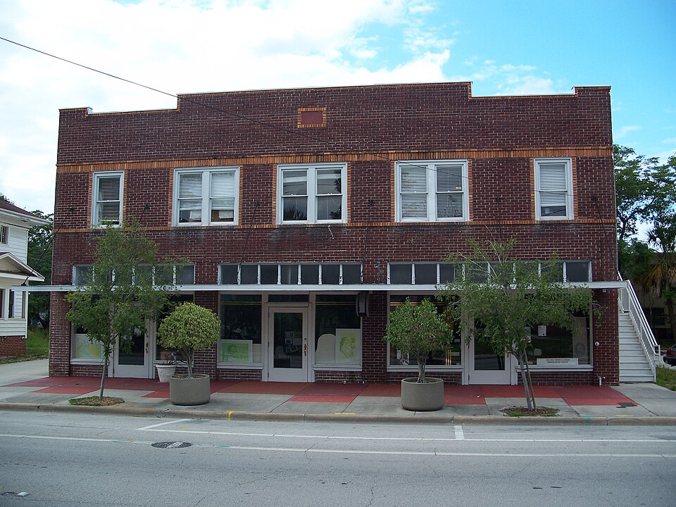 Photograph of Well'sbuilt Hotel