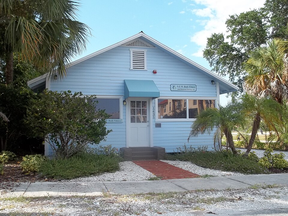 Photograph of Leonard Reid House