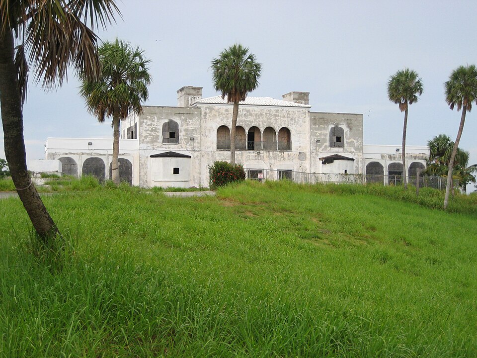 Photograph of Mount Elizabeth Archeological Site