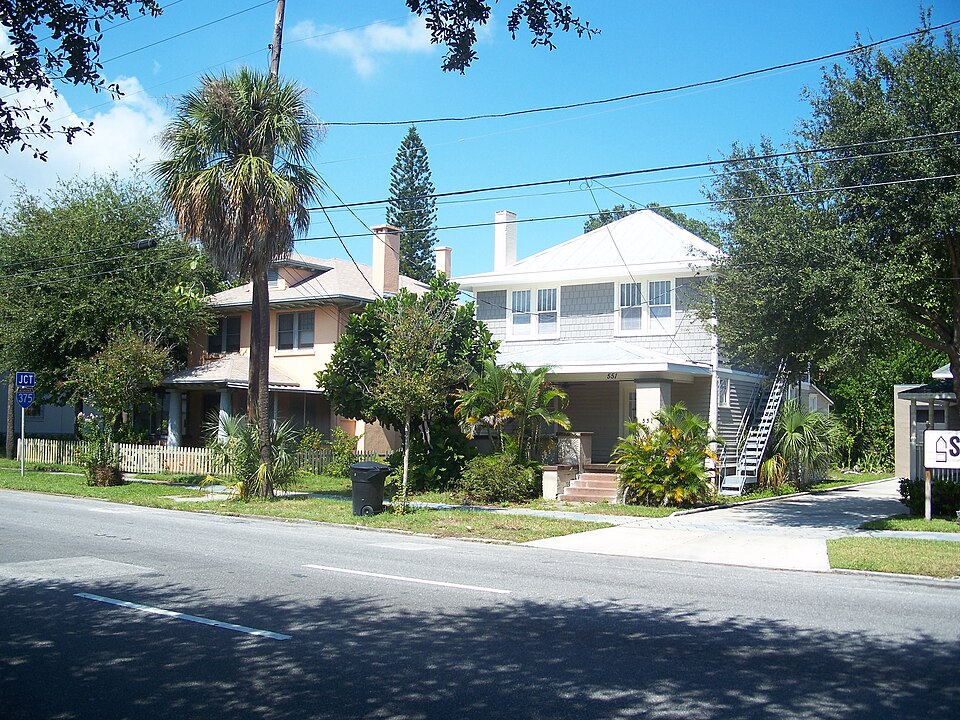 Photograph of Round Lake Historic District