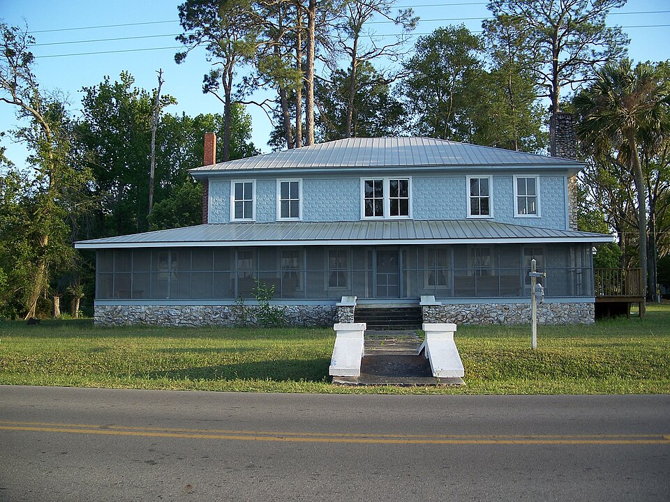 Photograph of Lake Butler Woman's Club
