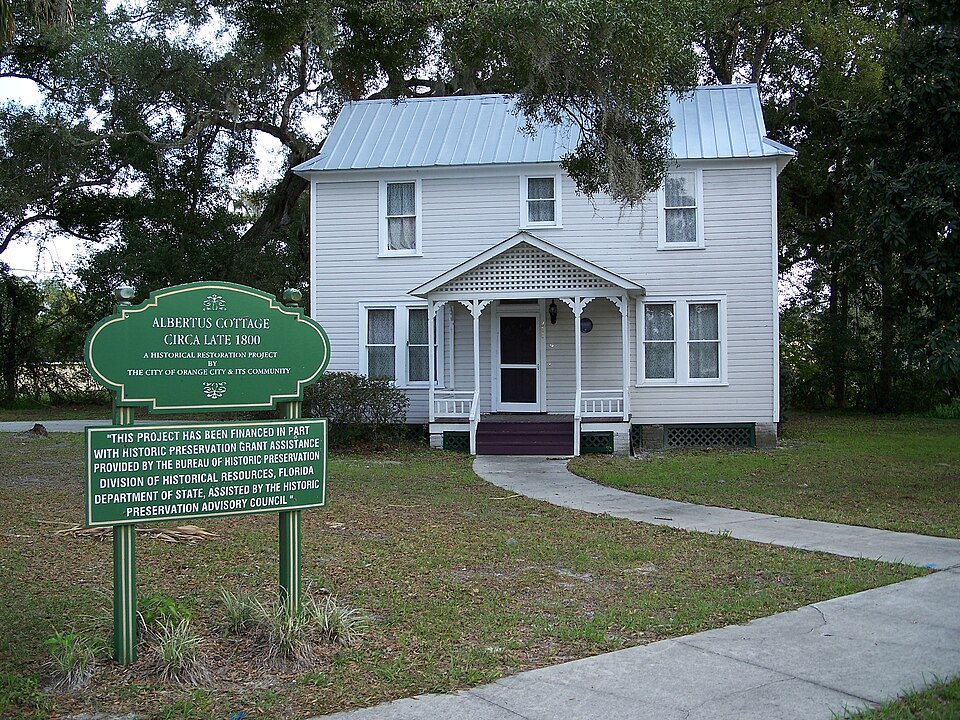 Photograph of Orange City Historic District