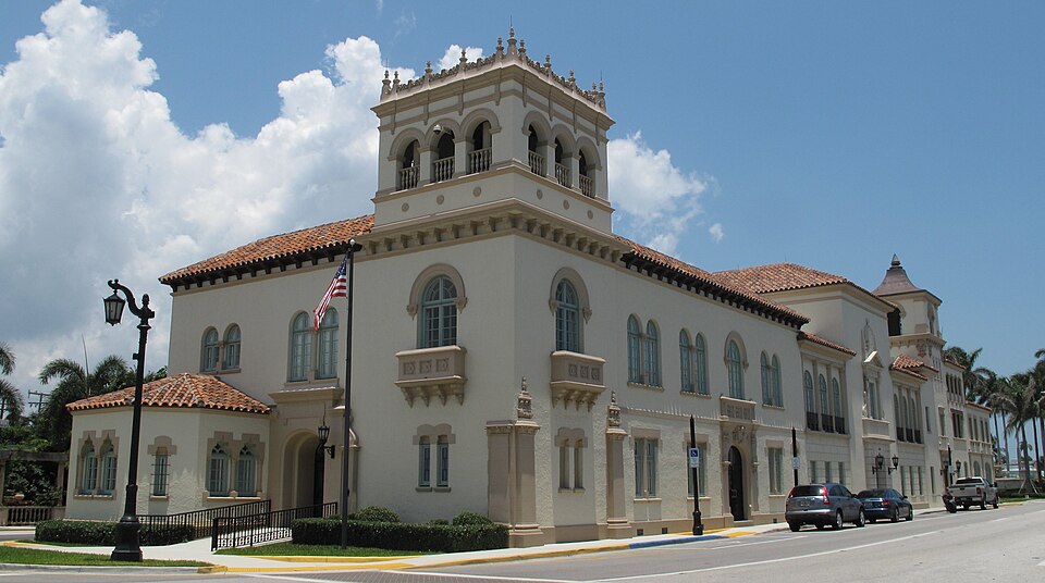 Photograph of Palm Beach Town Hall