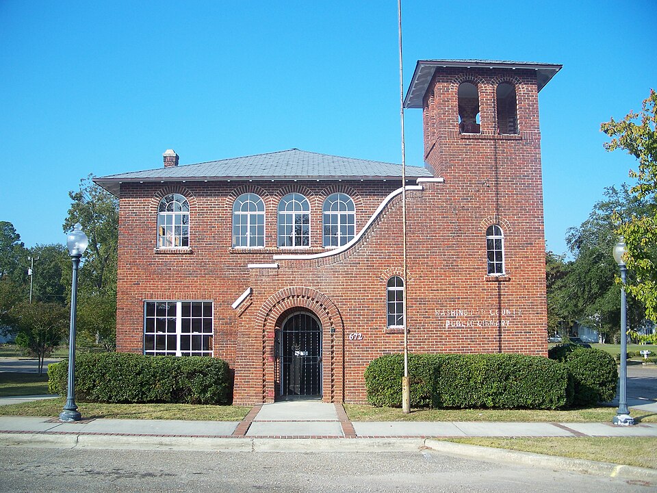 Photograph of Old Chipley City Hall