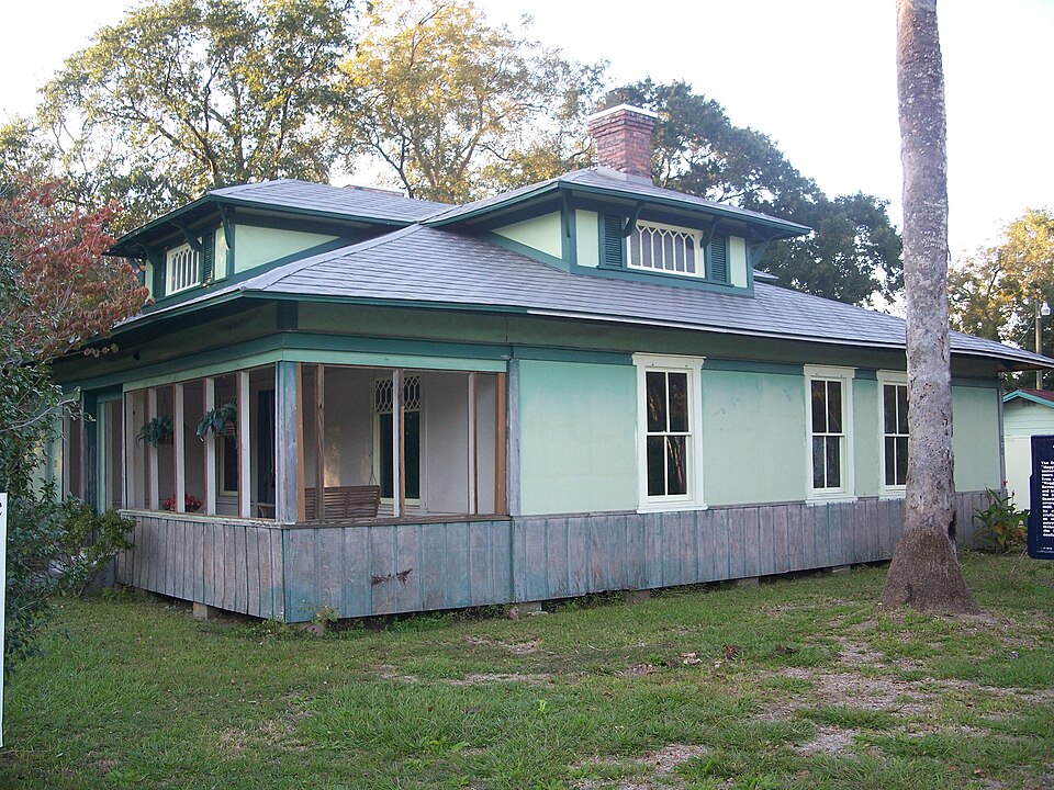 Photograph of Dezell House