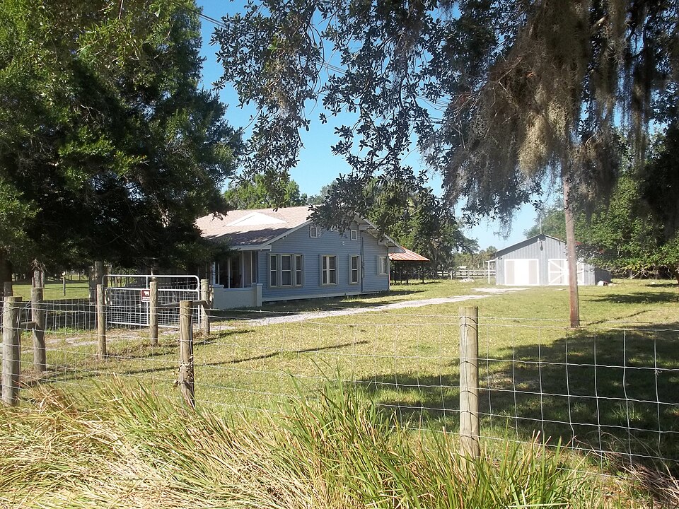 Photograph of Frank and Stella Heiser House
