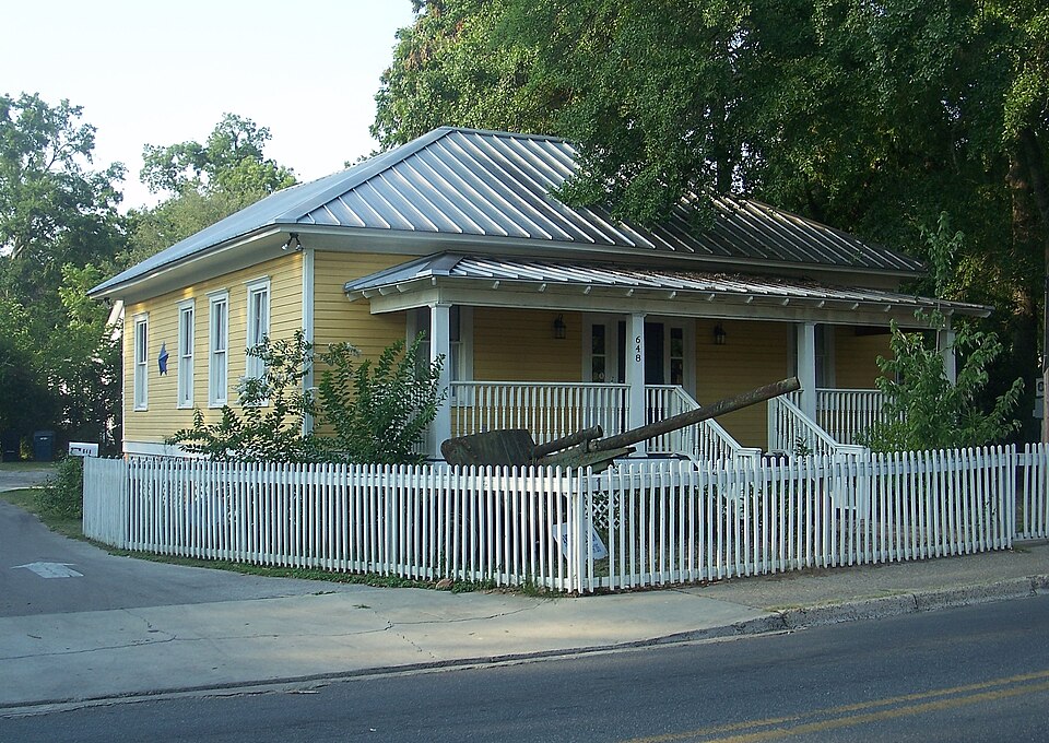 Photograph of Woman's Working Band House