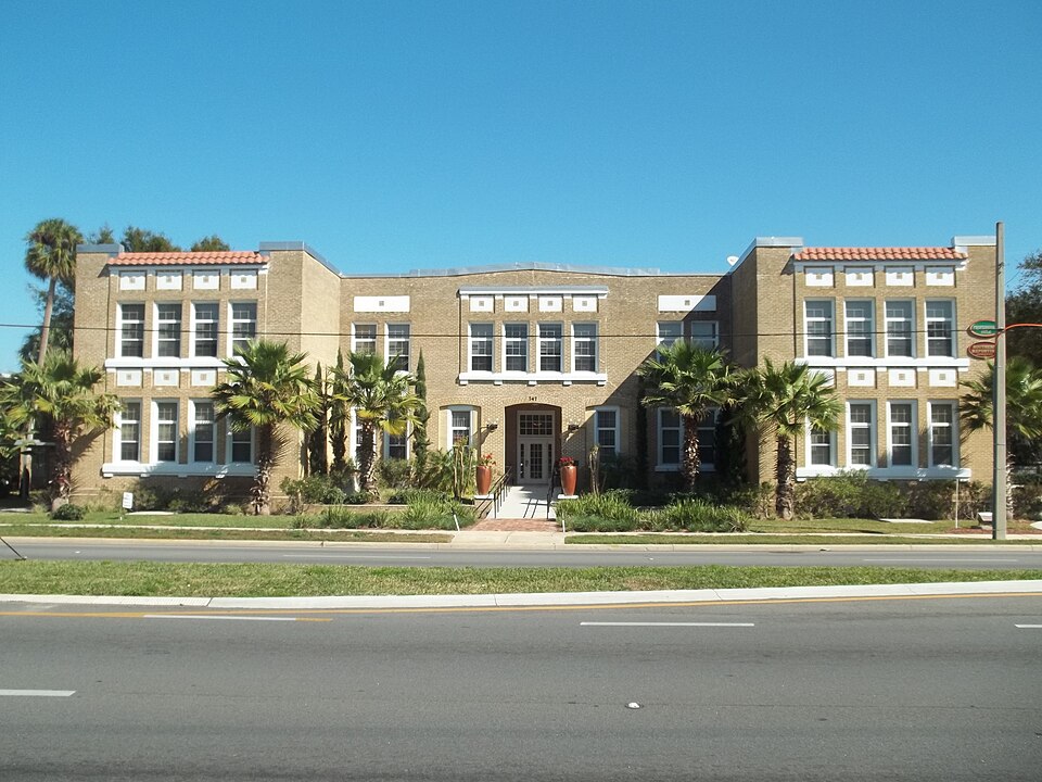 Photograph of South Ridgewood Elementary School