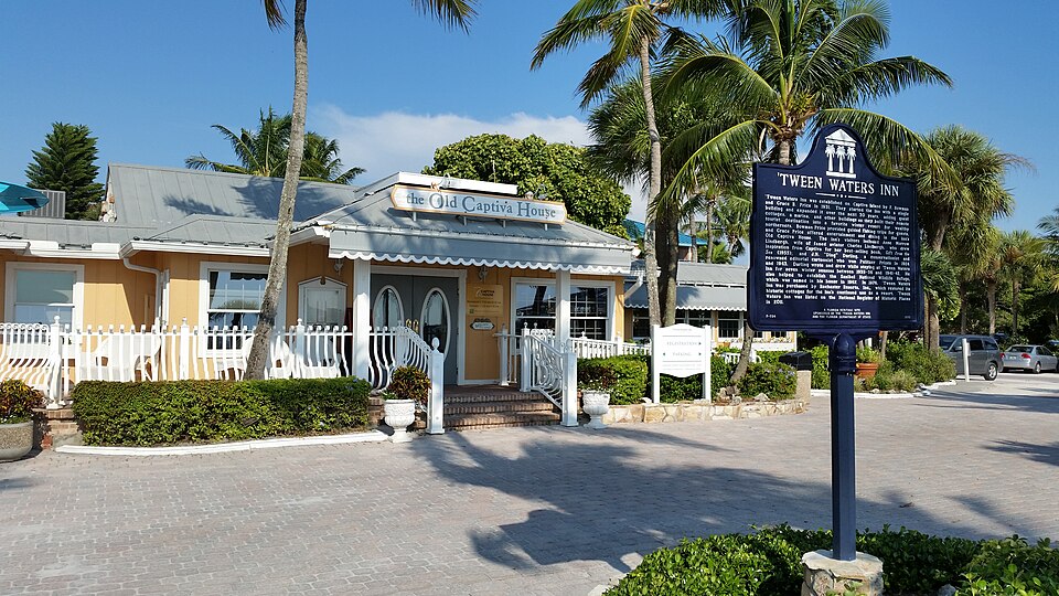 Photograph of Tween Waters Inn Historic District