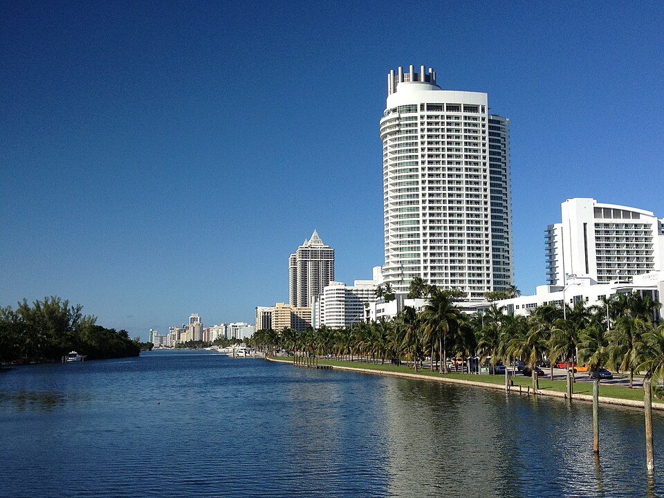 Photograph of Collins Waterfront Architectural District