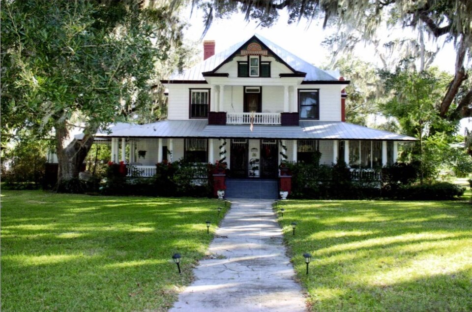 Photograph of W. Henry Lewis House