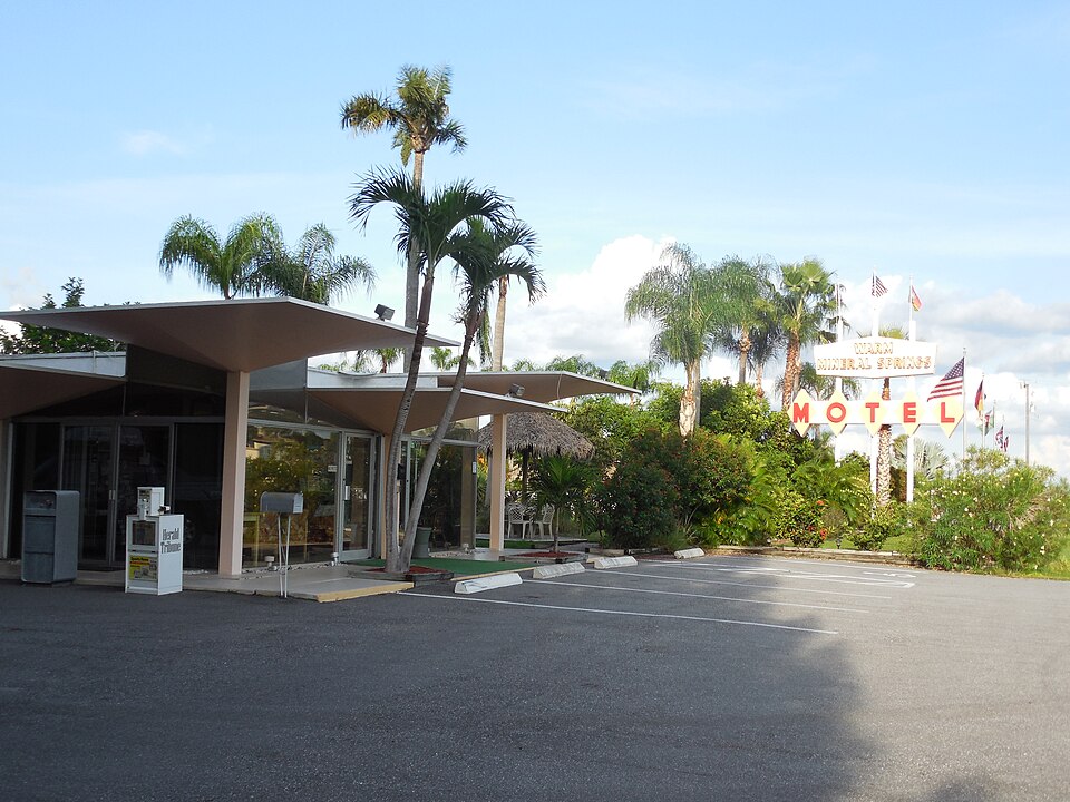 Photograph of Warm Mineral Springs Motel
