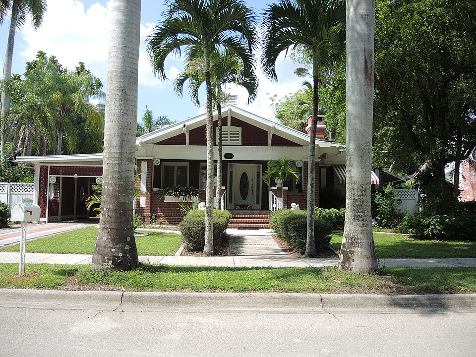 Photograph of Dean Park Historic Residential District