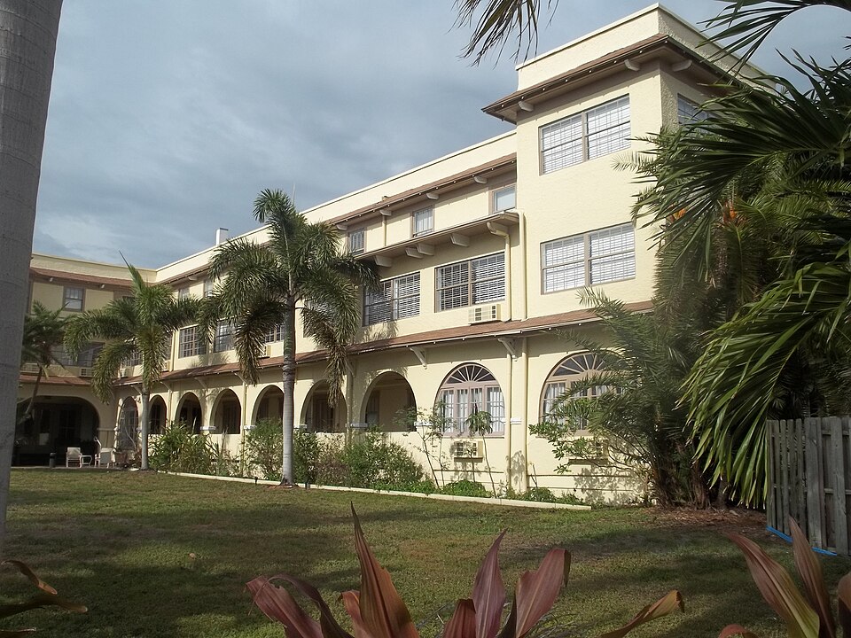 Photograph of Sunset Hotel