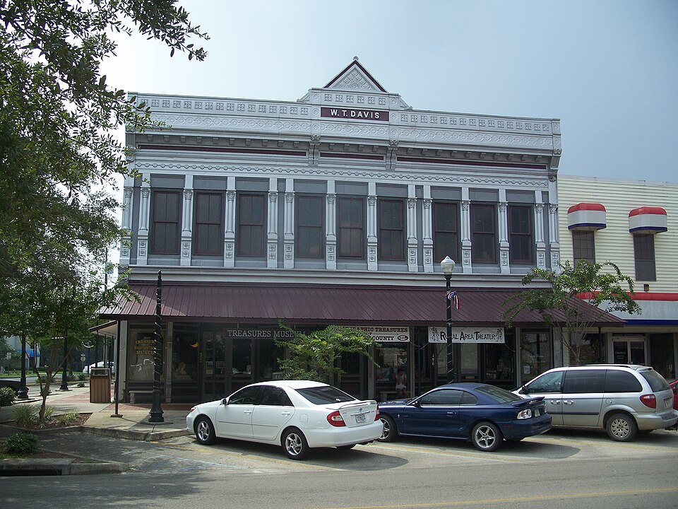 Photograph of W. T. Davis Building