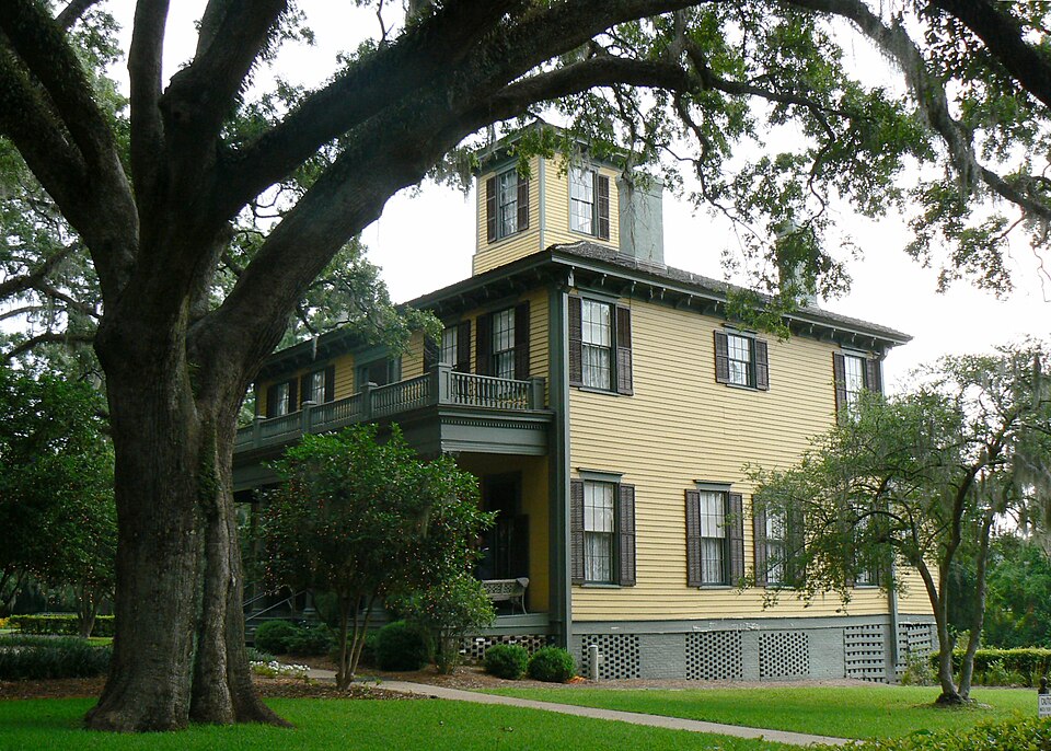 Photograph of Brokaw-McDougall House