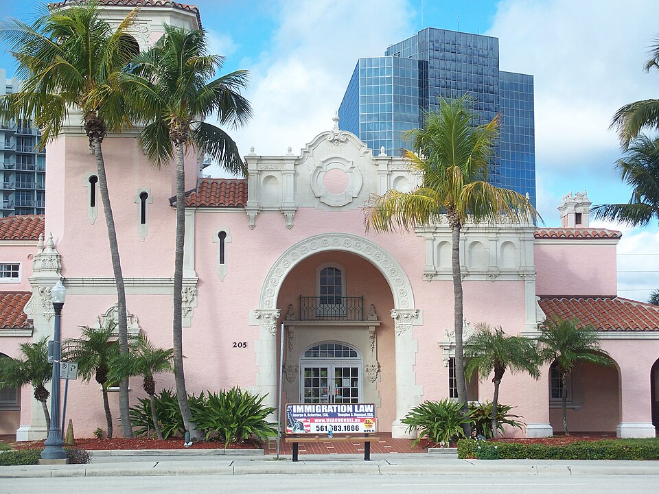 Photograph of West Palm Beach station