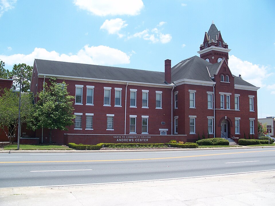 Photograph of Old Bradford County Courthouse