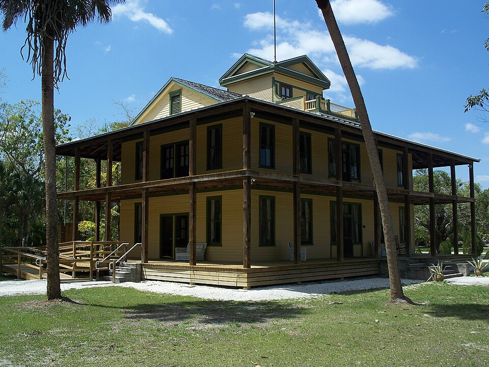 Photograph of Koreshan State Historic Site
