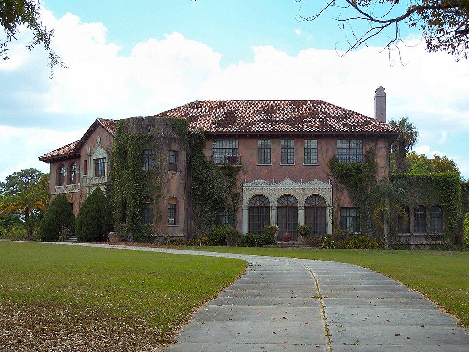 Photograph of Howey House