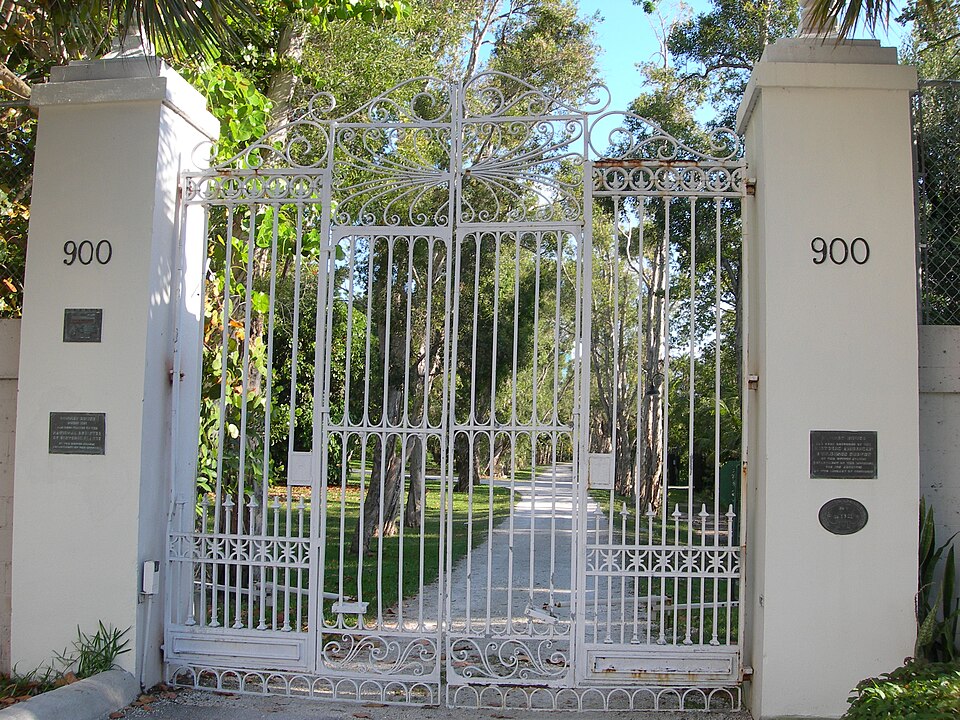 Photograph of Bonnet House
