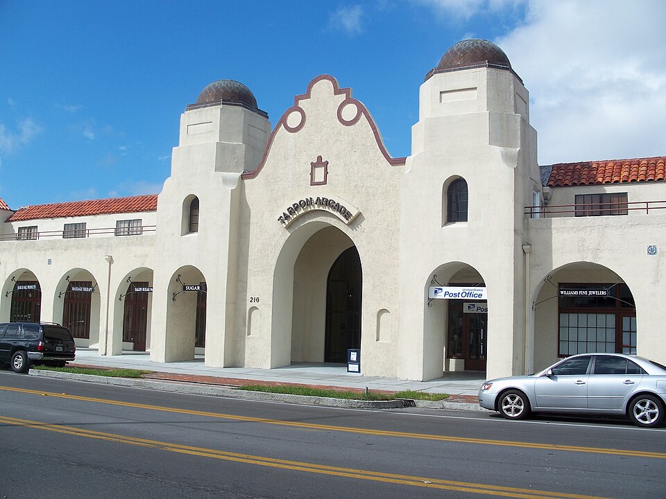 Photograph of Arcade Hotel