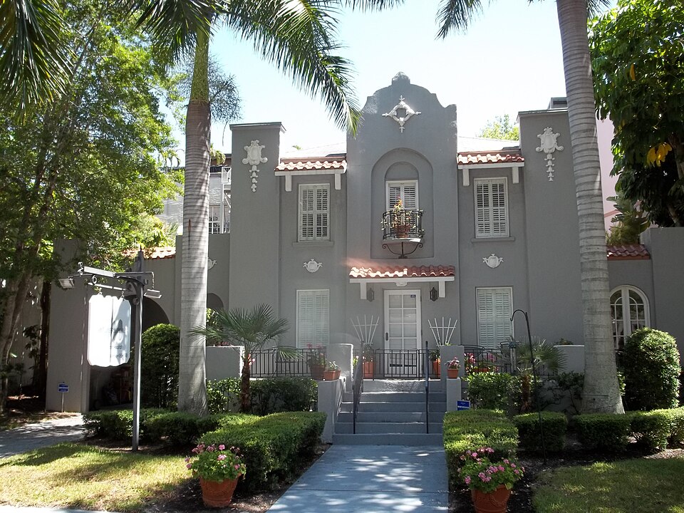 Photograph of F. A. DeCanizares House