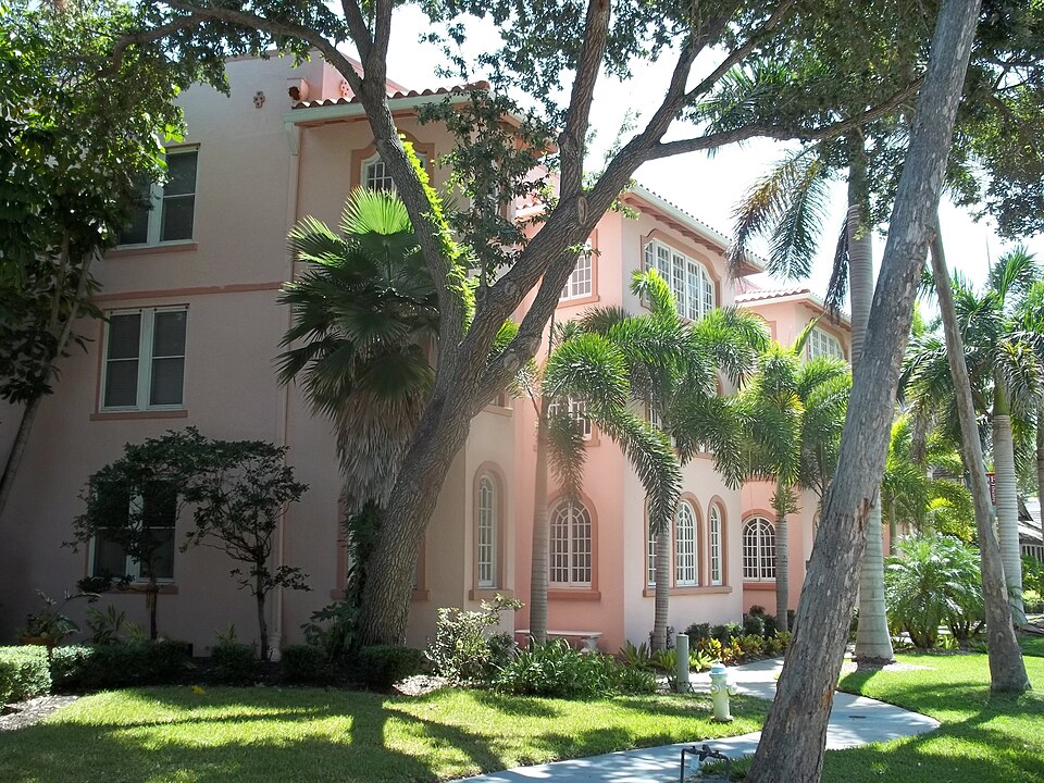 Photograph of Frances-Carlton Apartments