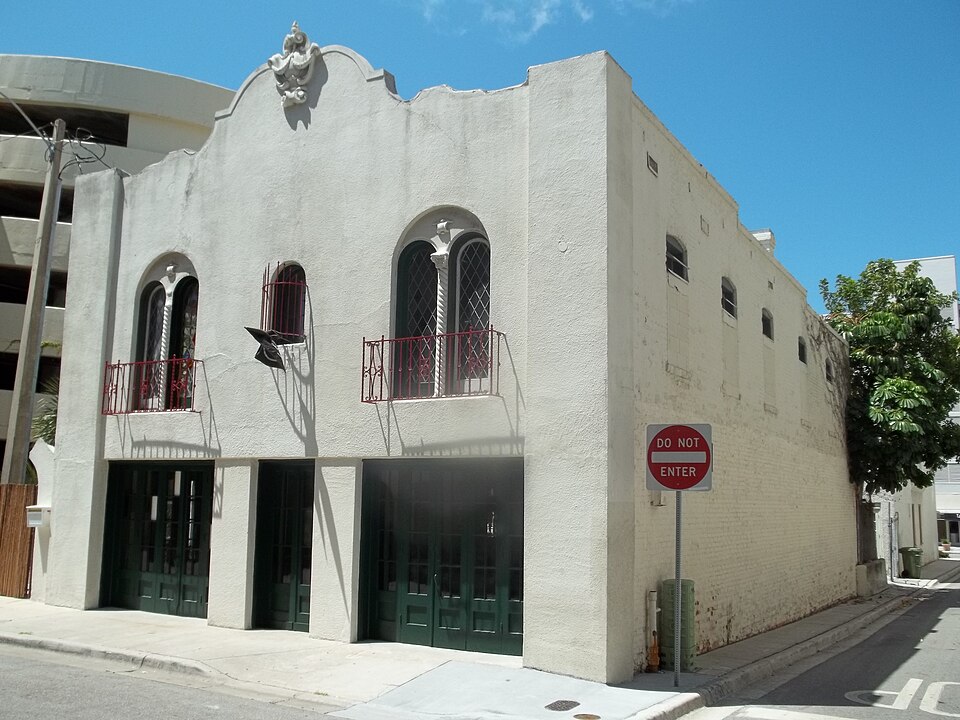 Photograph of Roth Cigar Factory